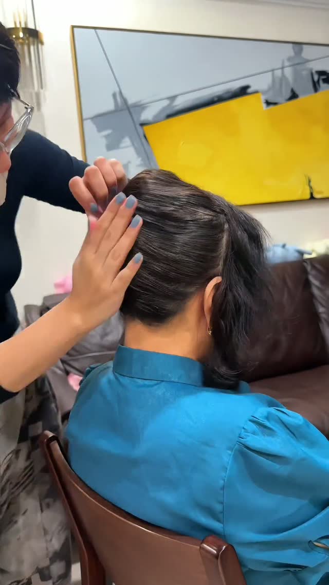 Tạo kiểu tóc cô dâu tại studio